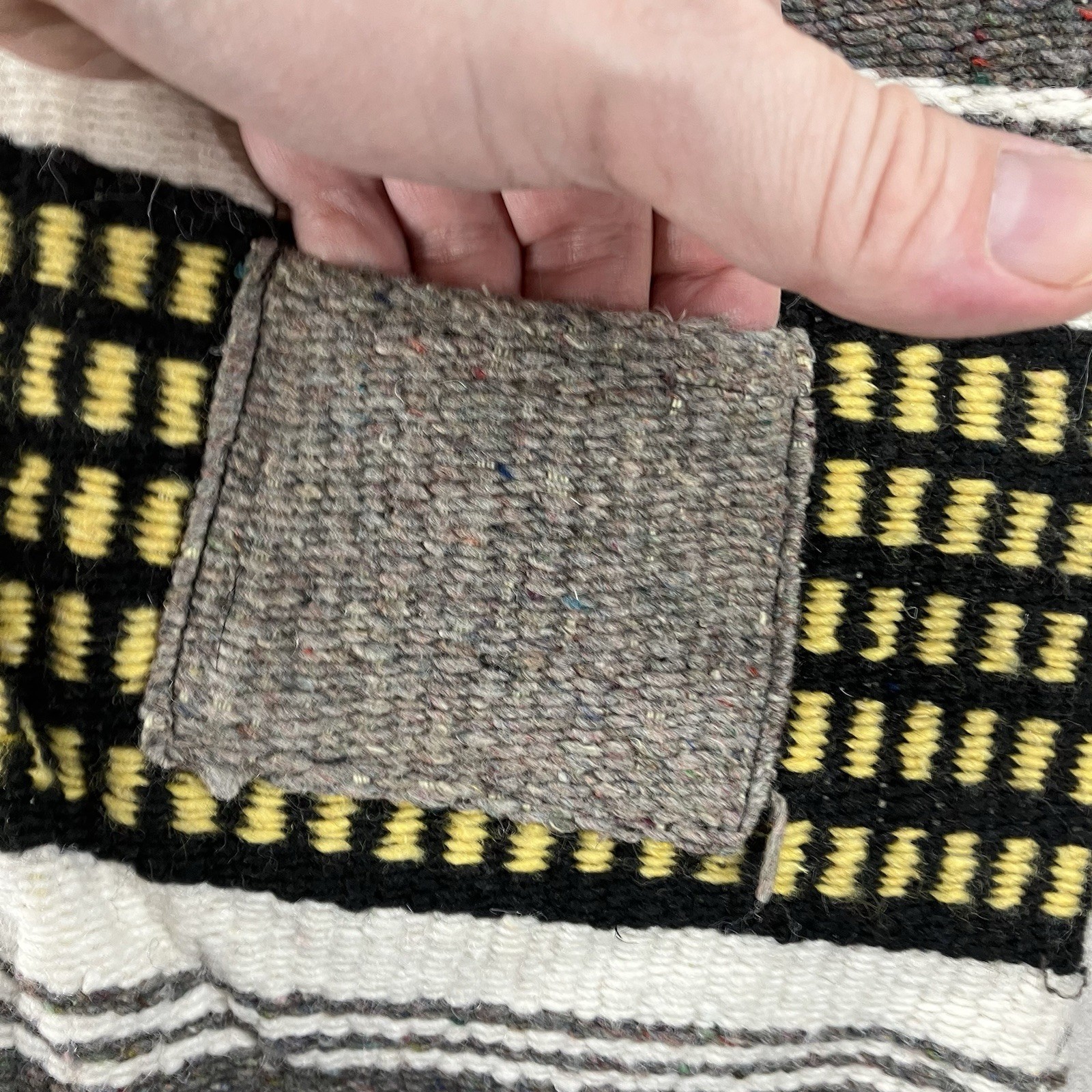 Vintage Mexican Blanket Vest Poncho Serape Jacket Fringe w Pockets 38×31 Medium