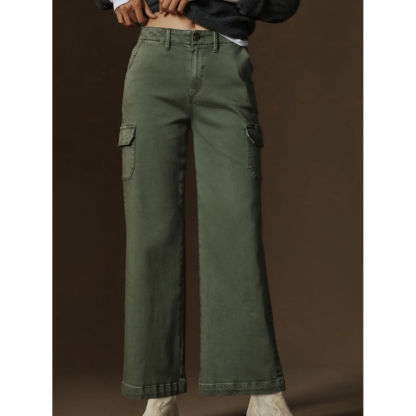 ANTHROPOLOGIE PAIGE Carly Cargo Pants in Vintage Ivy Green Wide Leg Denim