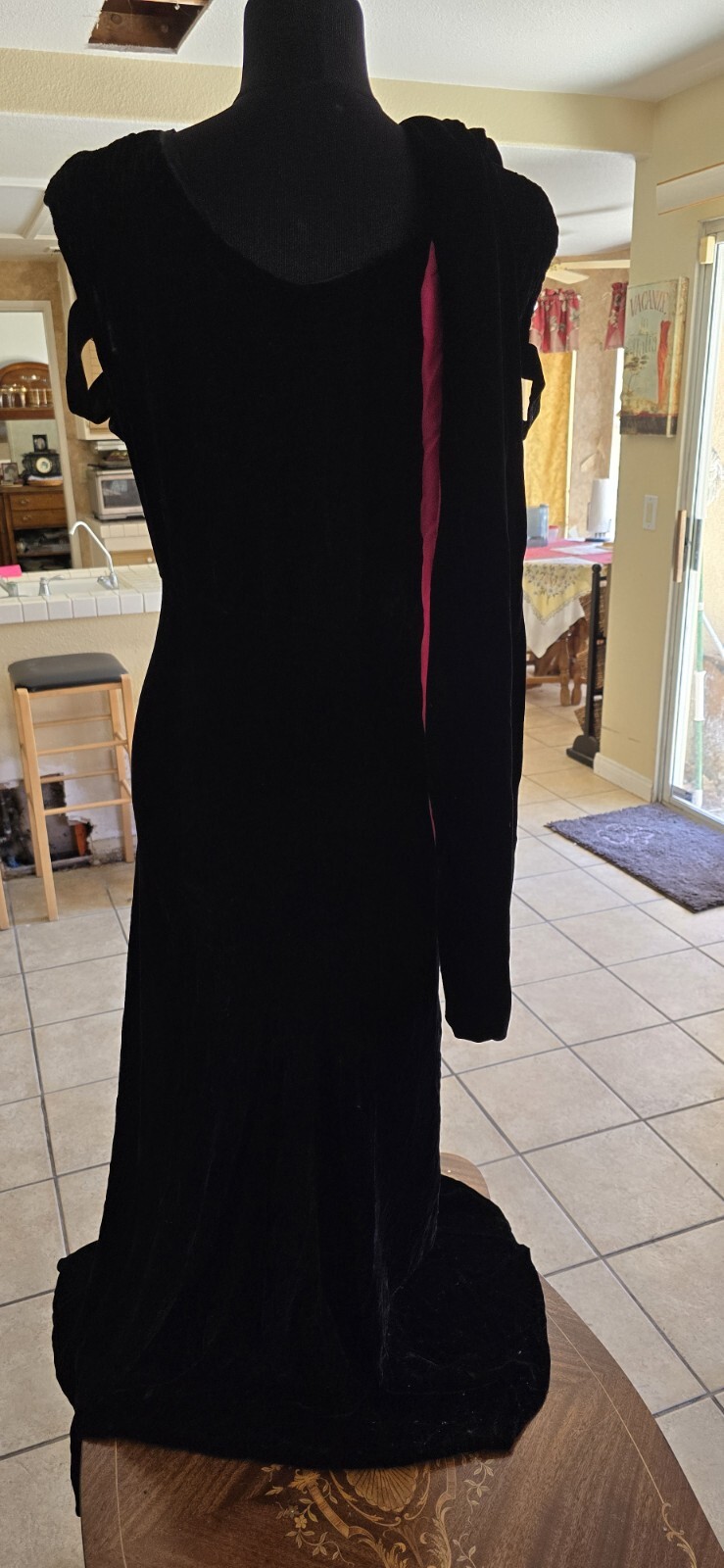 Vtg Women’s 30s Black Velvet Dress W/ Floral Appliques 1930s XS Gown