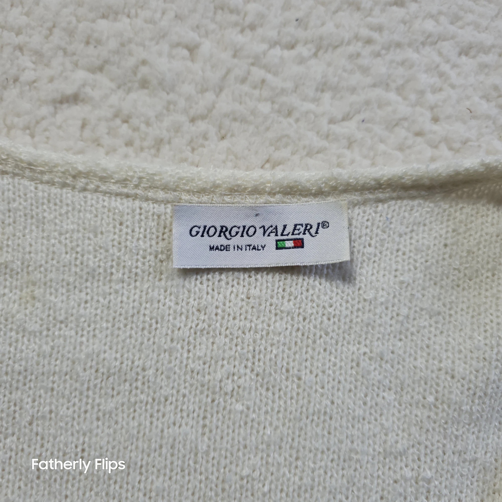Giorgio Valeri V-Neck Pearl Button Cardigan 50% Wool Blend Boucle Cream Italy