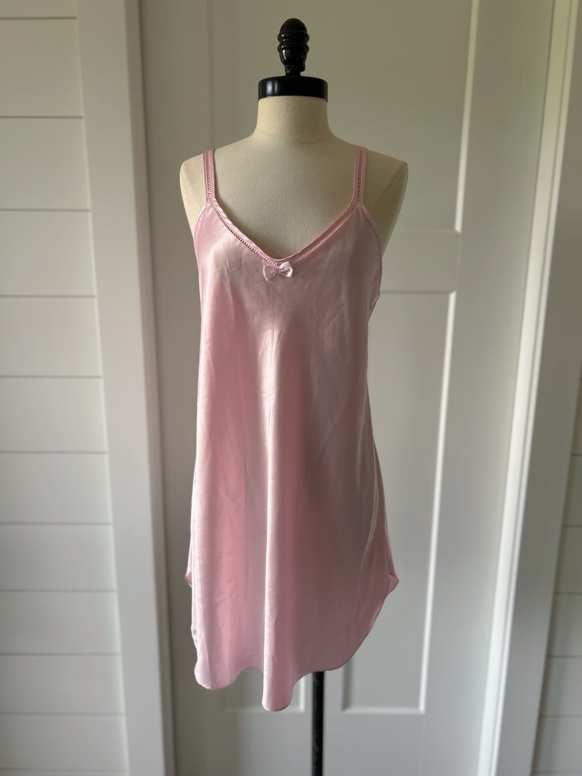 Vintage 90s Slip Soft Pink Secret Treasures Satin Girly M