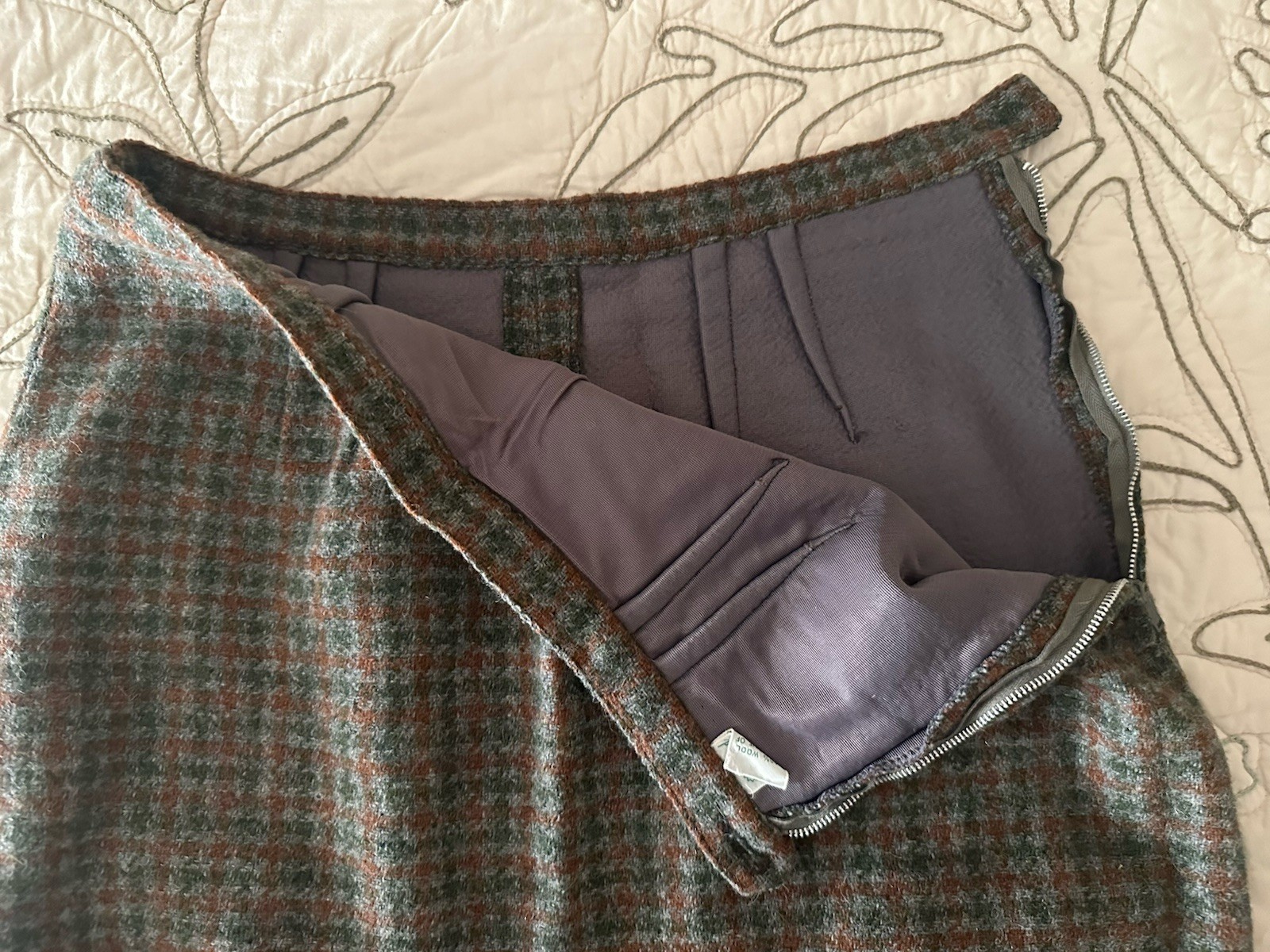 Vintage Dutchmaid Women’s Plaid Wool Skirt/Matching Cropped Jacket Ephrata, Pa