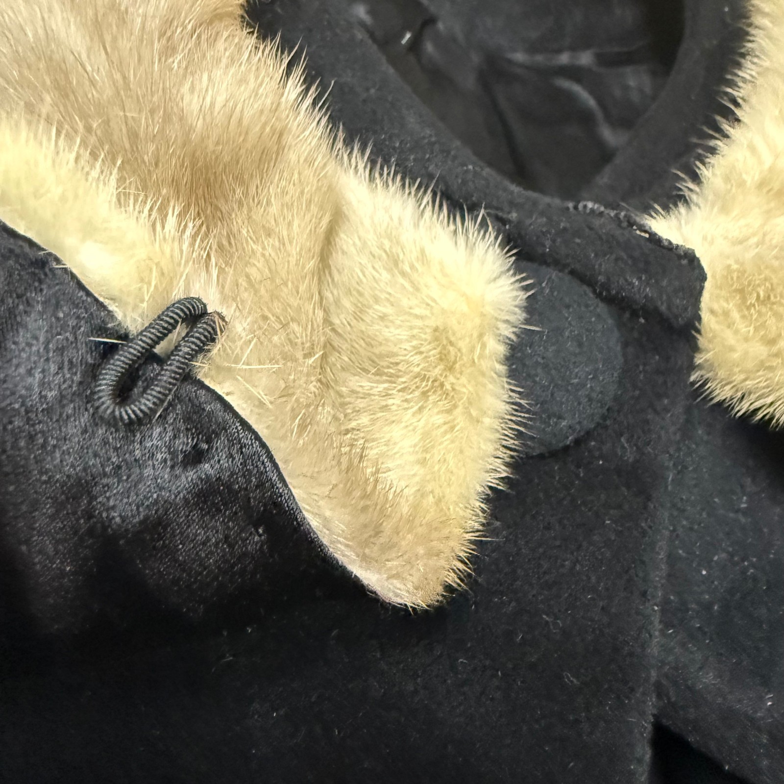 Vintage 60s Atomic Swing Fur Collar Trim Coat Worumbo Large Old Money Penny Lane