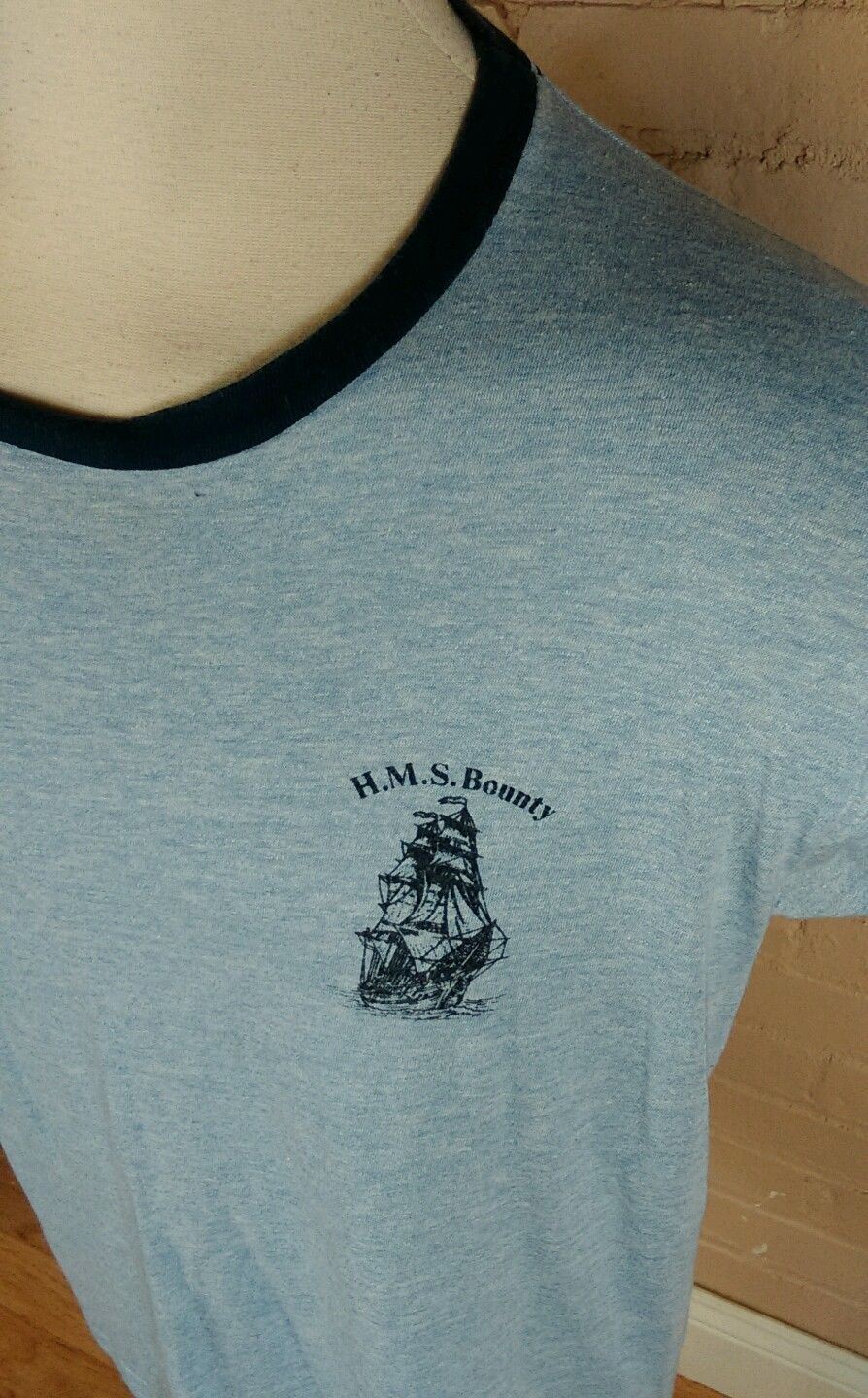 Paper Thin 70s HMS Bounty US Navy Sailing Ship Boat T Shirt Large Vintage