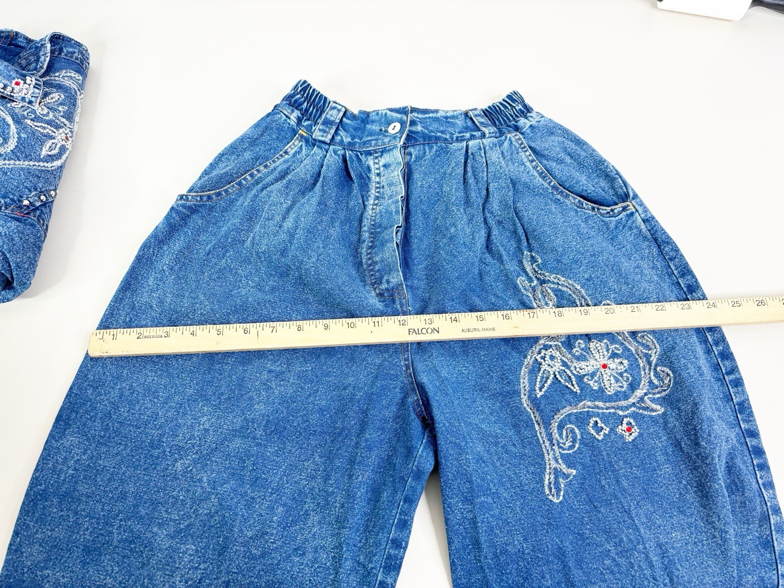 VTG Pretty Bleu Large Beaded Denim Button Shirt & Mom Jeans (26×26) Set GUC