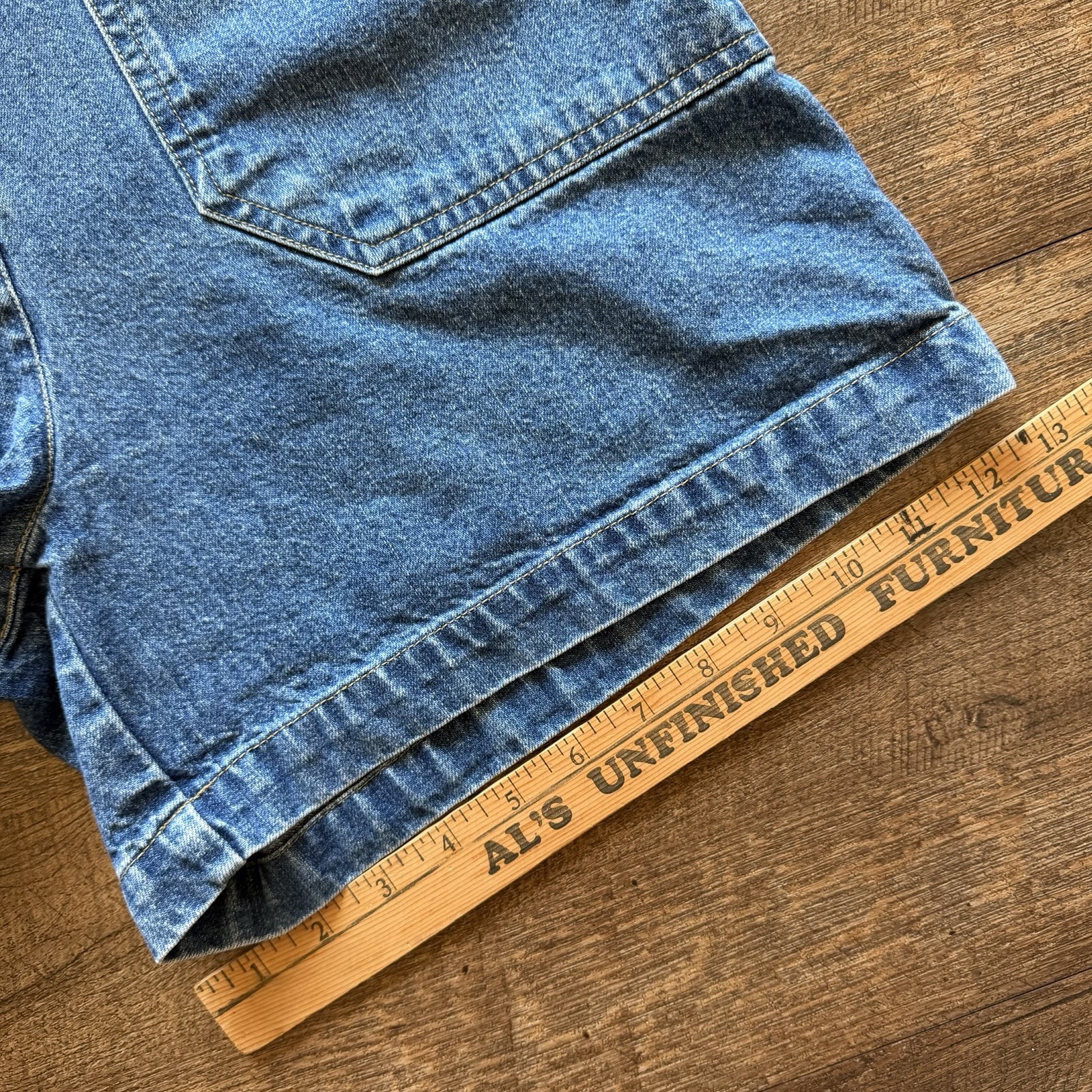 Vintage Womens Size 10 LA Blues High Rise Y2K 2000’s Glam Summer Jean Shorts