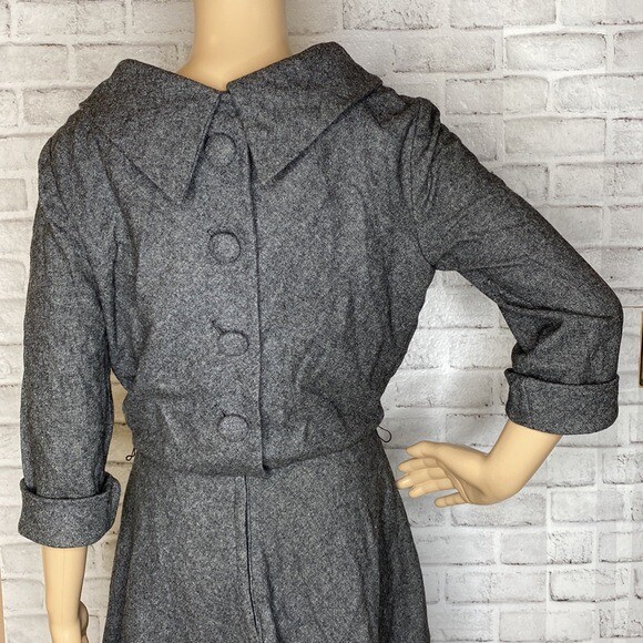Vintage 1950’s Parade New York gray wool dress 28” Waist
