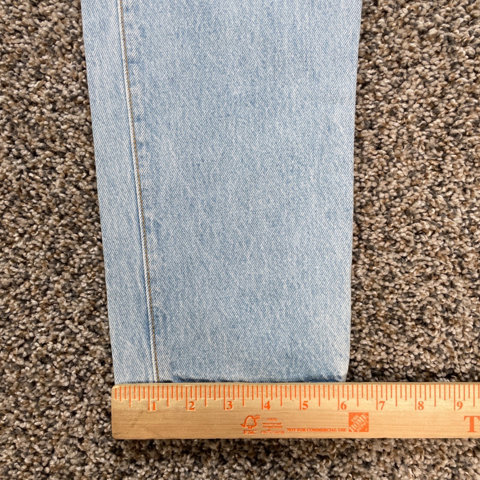 Vintage Levis Women’s 25×31 High Waisted Button Fly Jeans Light Wash USA Made