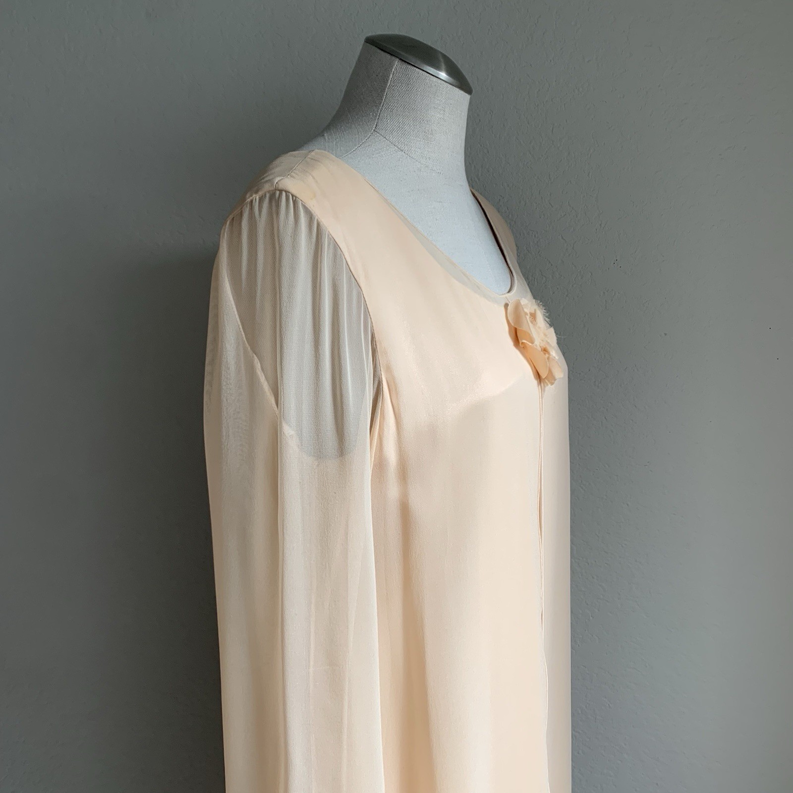 Vintage 90s Holly Harp Silk Dress Sz S Peach Satin w Chiffon Overlay Flower Trim