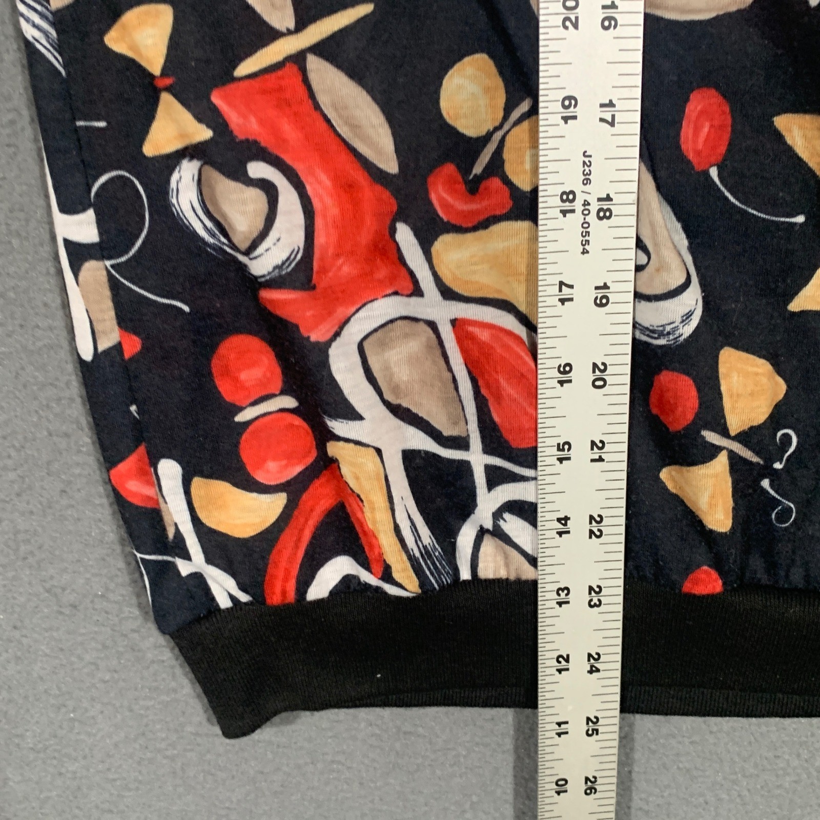 DONNKENNY Women’s Size Medium Abstract Print 3/4 Sleeve Pullover Blouse USA