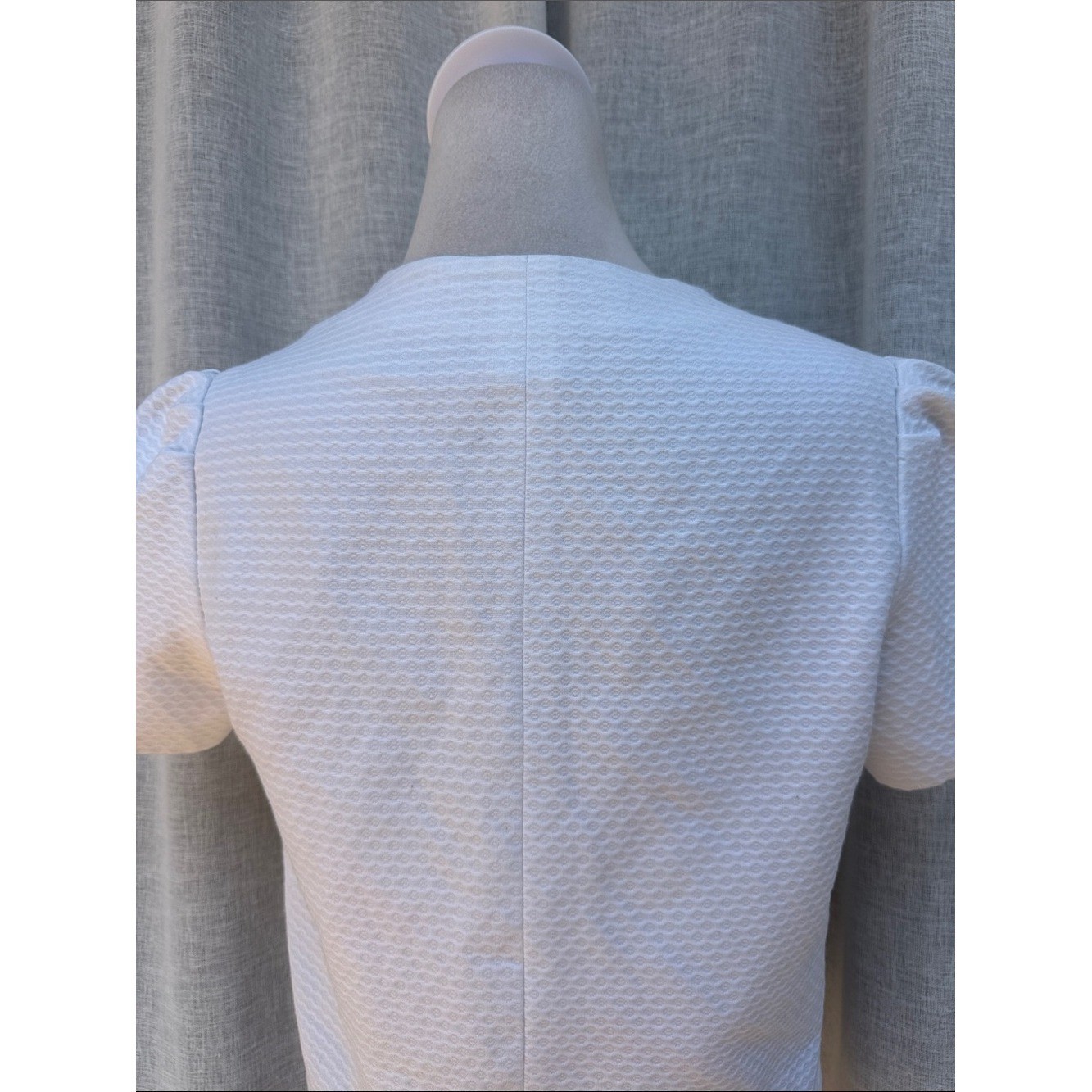 1970’s Lily Pulitzer white textured knit cropped cardigan jacket