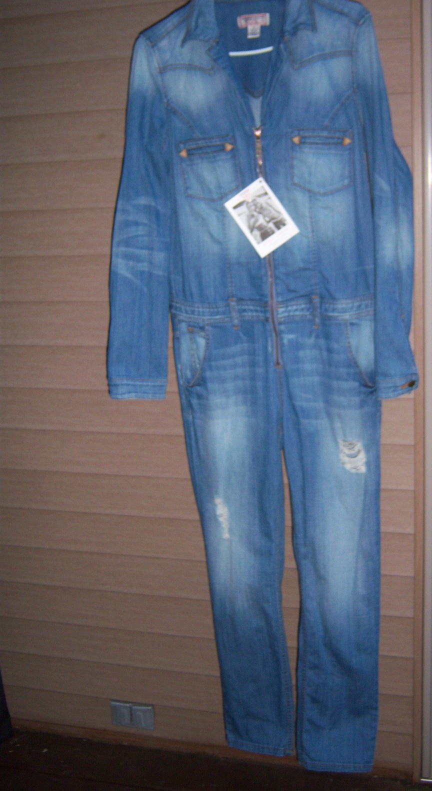 NWT RETRO BOHO TRENDY Guess JUMP SUIT WOMENS Size 8 DISTRESSED HASES WASH