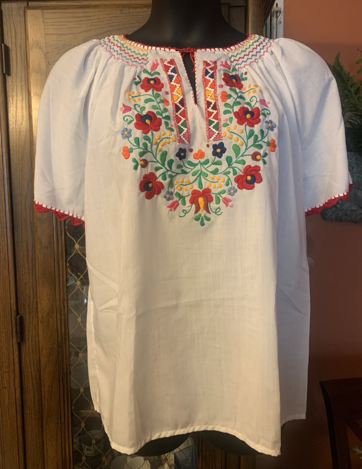 Vintage NWOT Cotton Embroidered Folk Hungarian Blouse Size XL or 1X (Bust 23”)