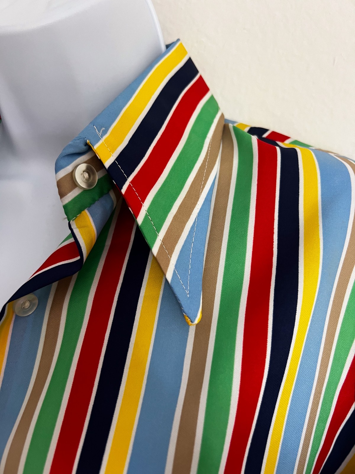 Vintage 70’s Spiegel Colorful Polyester Blouse Shirt Button Up Striped Size 10