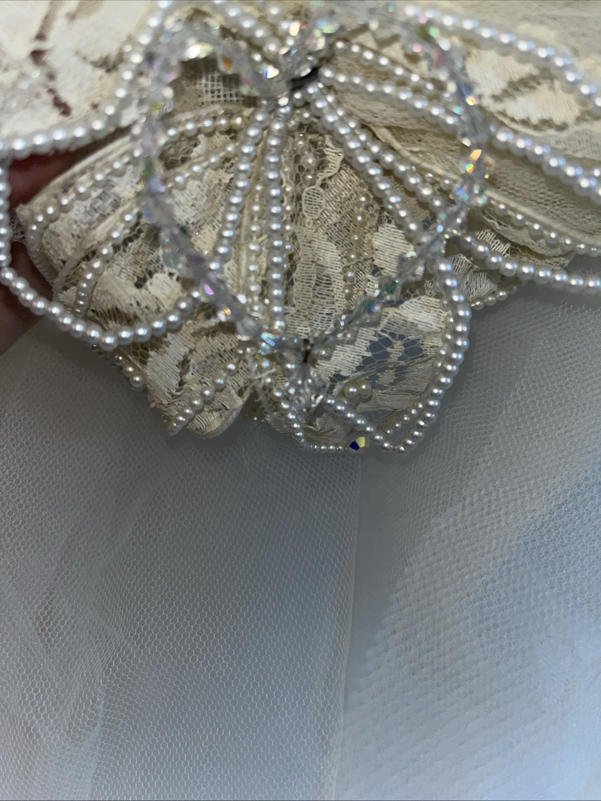 Vintage Wedding Crown Veil Lovely Pearl Lace Beaded Head Piece Off White Tulle