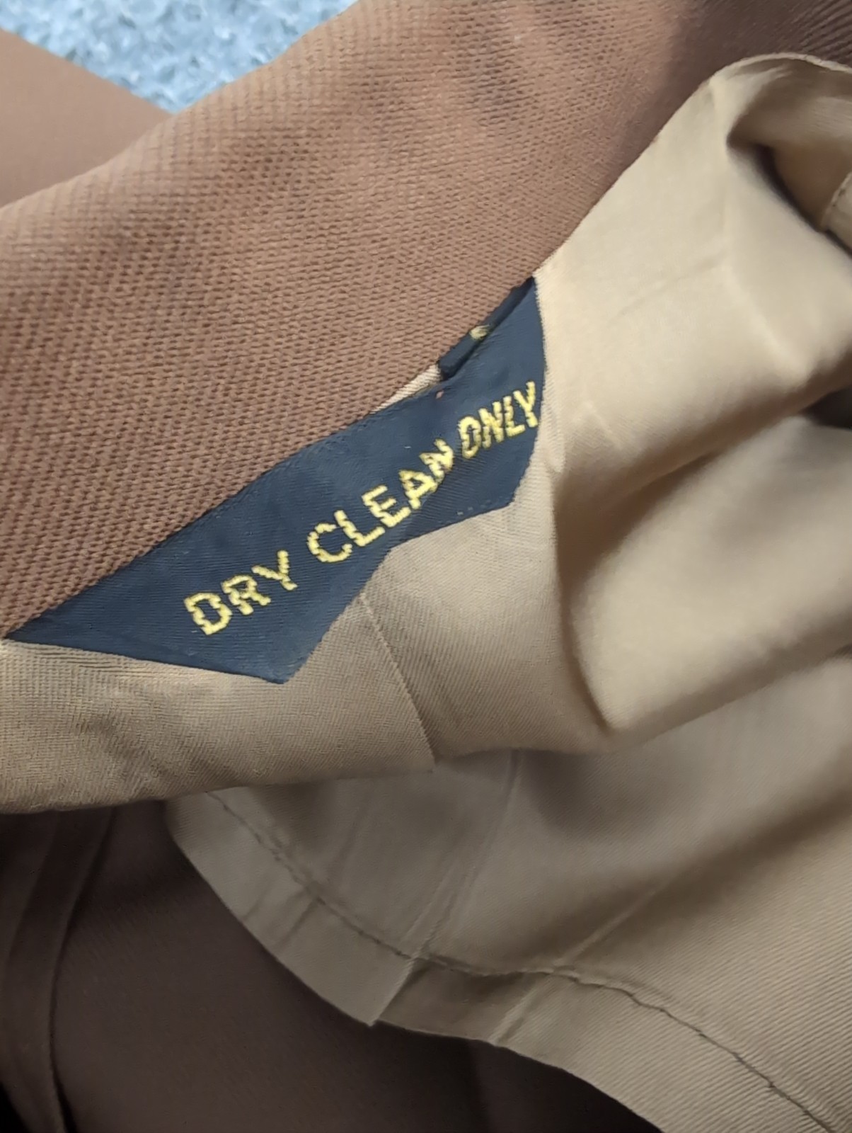 Vintage 1960’s Roberts Southern California 3-piece Suit Brown 40R /Pants 32×25.5