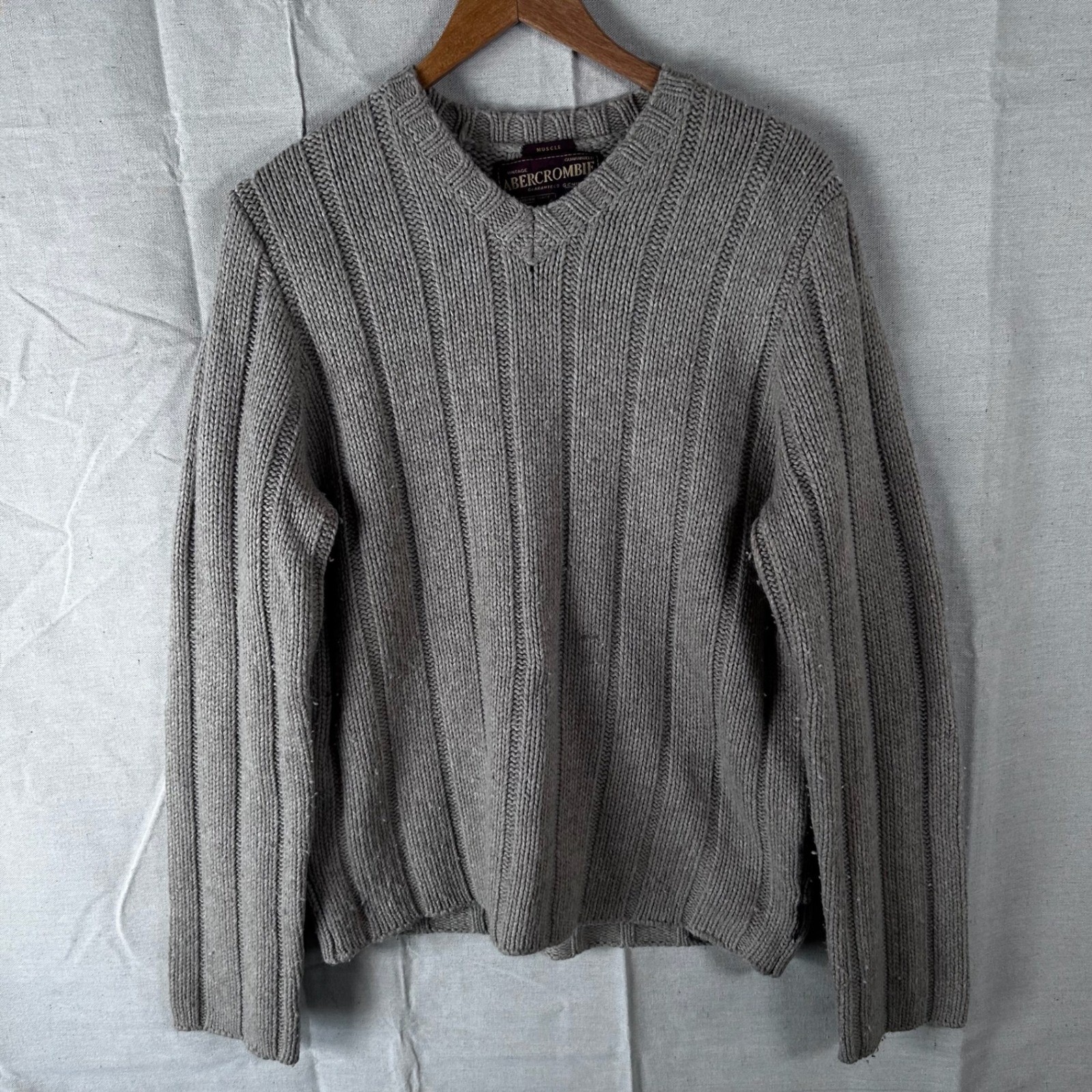 Vintage Abercrombie & Fitch Grey Ribbed Wool Blend Muscle V-Neck Sweater Women L