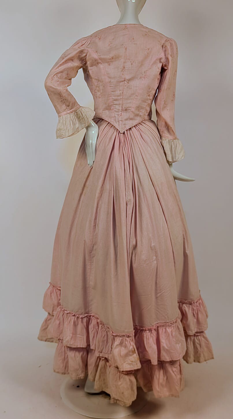 ANTIQUE EDWARDIAN PINK COTTON BUSTLE DRESS IN 18TH CENTURY STYLING
