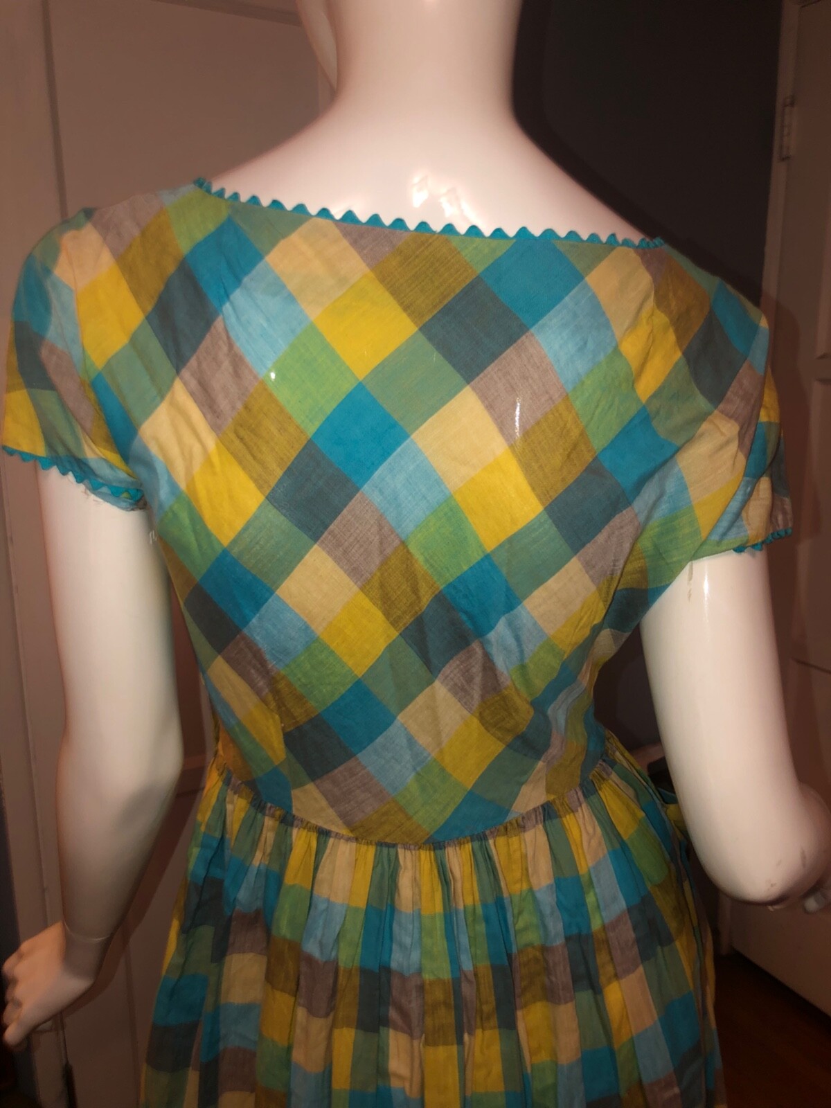 Vtg 40s 50s Cotton GINGHAM PLAID Print FIT FLARE Full Skirt PICNIC DAY Dress S