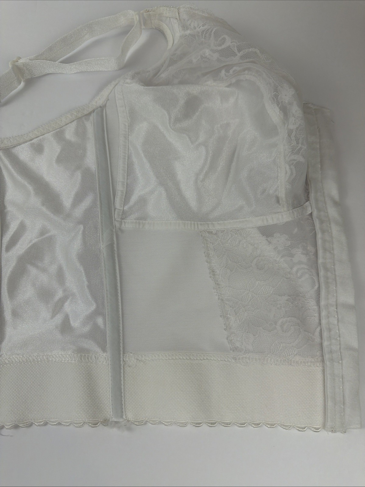Vintage Carnival 40DDD Longline Bra White Lace Front Hook Boned Style 745