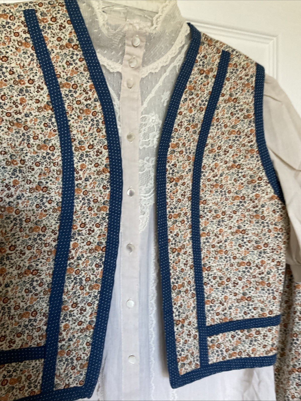 GUNNE SAX PATTERN HANDMADE VINTAGE SKIRT AND QUILTED VEST WITH BLOUSE XS