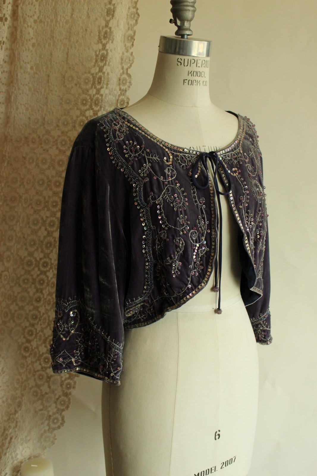 Vintage 1990s 2000s Jacket, ECI Purple Velvet Bolero Shrug with Beading, Size L