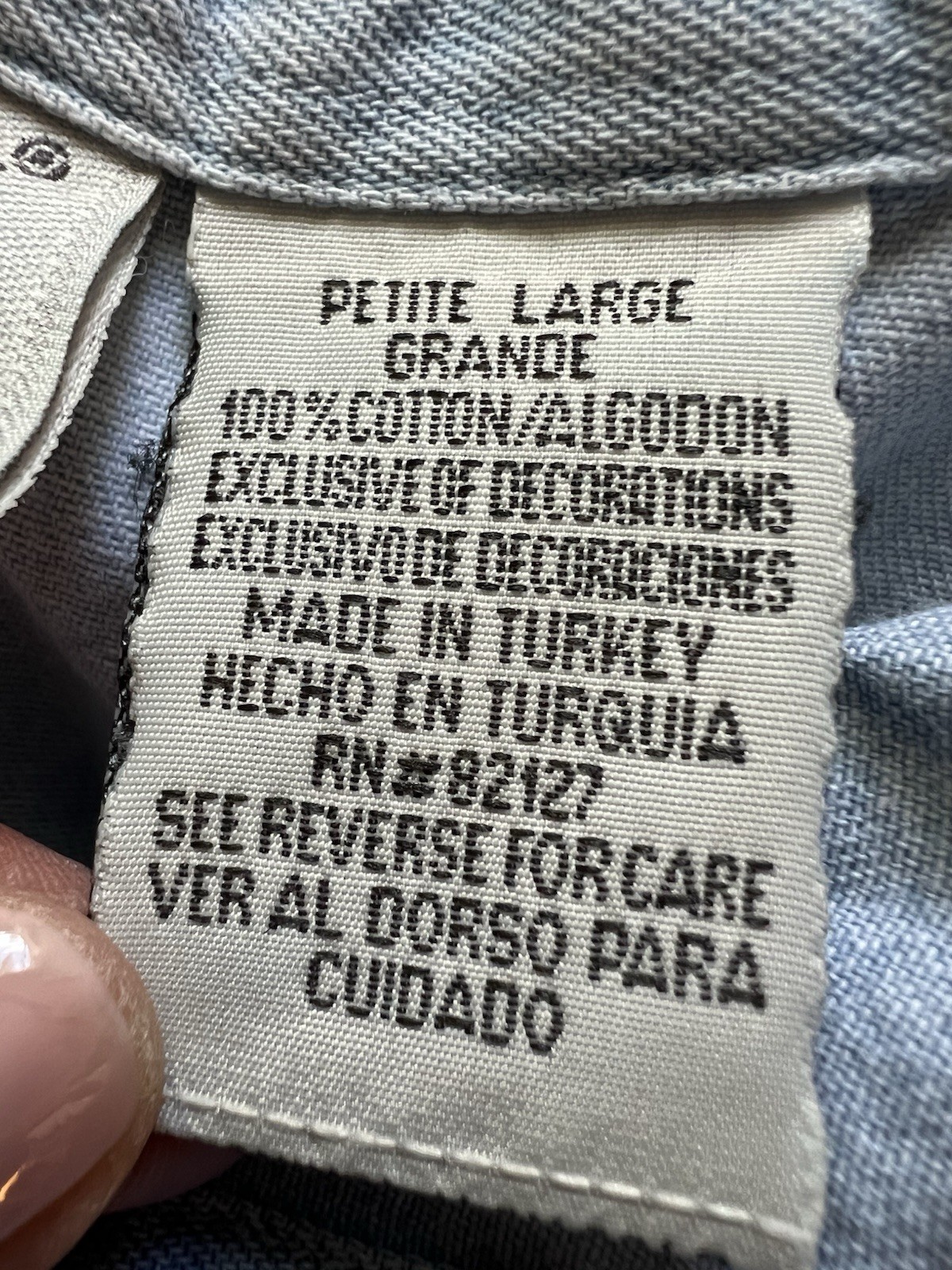 Vintage 80s Capacity blue chambray denim DOGS embroidered cottagecore shirt PL