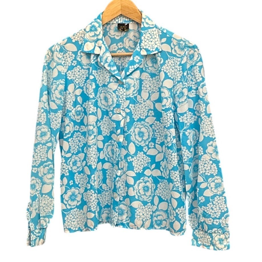 Vintage De Luxe Styled Floral Blouse Retro Mod Turquoise White Button Up Shirt