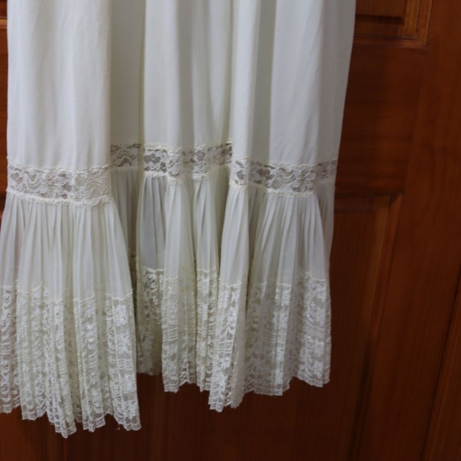 Van Raalte Vintage 1955 Off White Lace Pleated Slip Dress Large Nylon