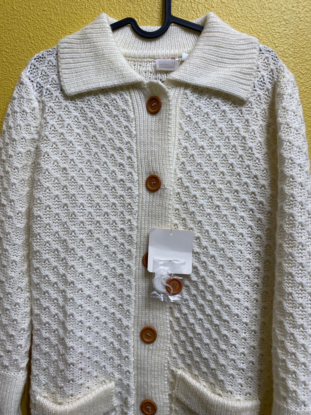 VTG Montgomery Ward Women White Knit Sweater Size M Winter NOS