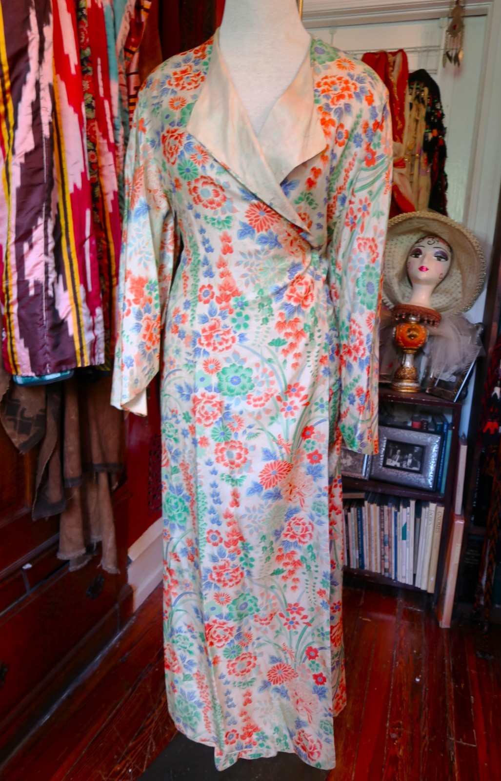 RARE 1920s/30s Pongee Silk Asian Wrap Style Asian Robe/Dress w/Bell Sleeves