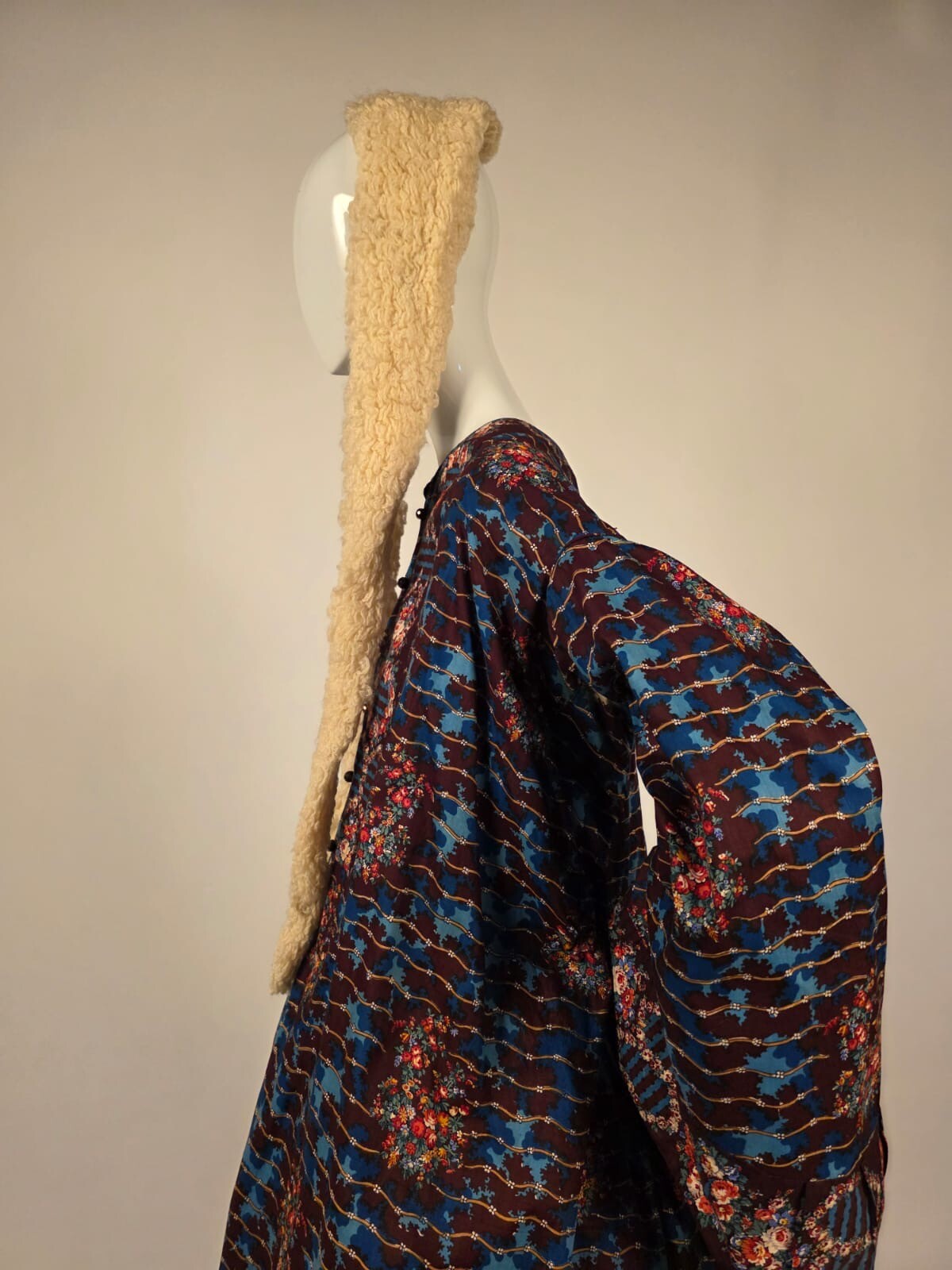 CIVIL WAR 1860’S HAND KNIT BLONDE WOOL HEADPIECE FOR DRESS