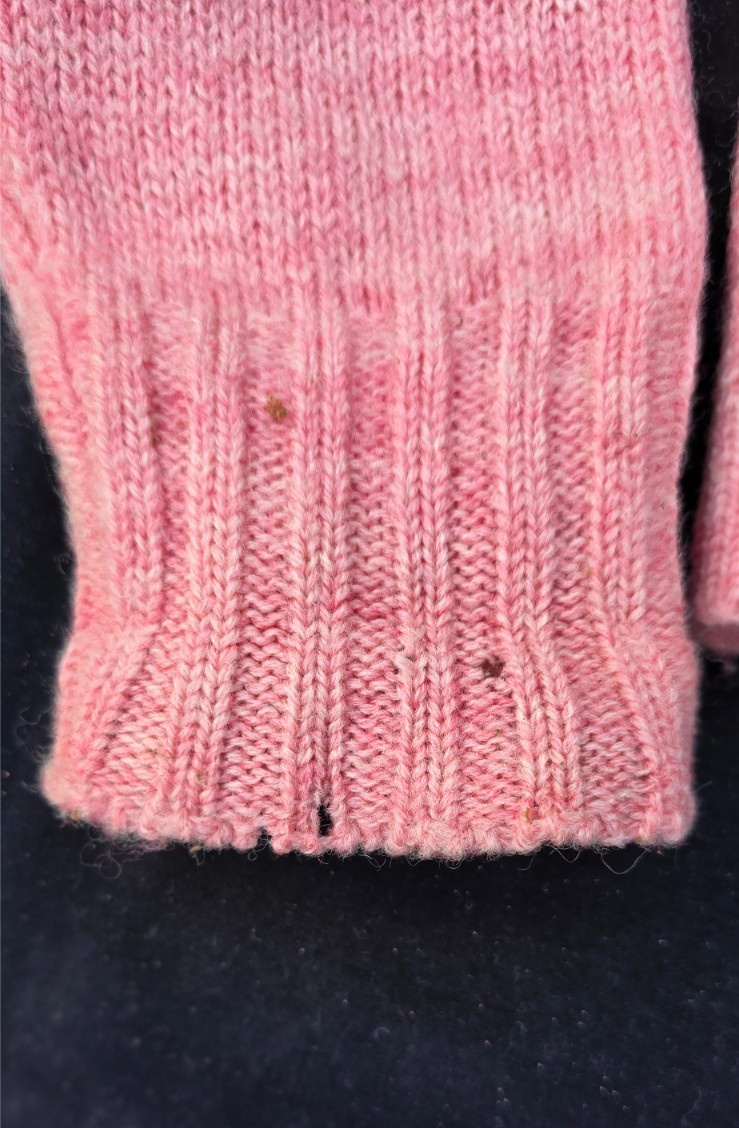 Vintage 1960s Russ Corner pink sweater 100% wool size S