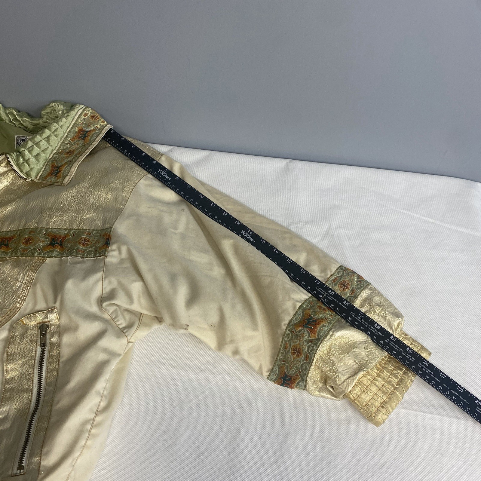 Vtg J. Gallery Puffer Jacket Coat Medium Beige Green Retro Bomber 80s Flaw