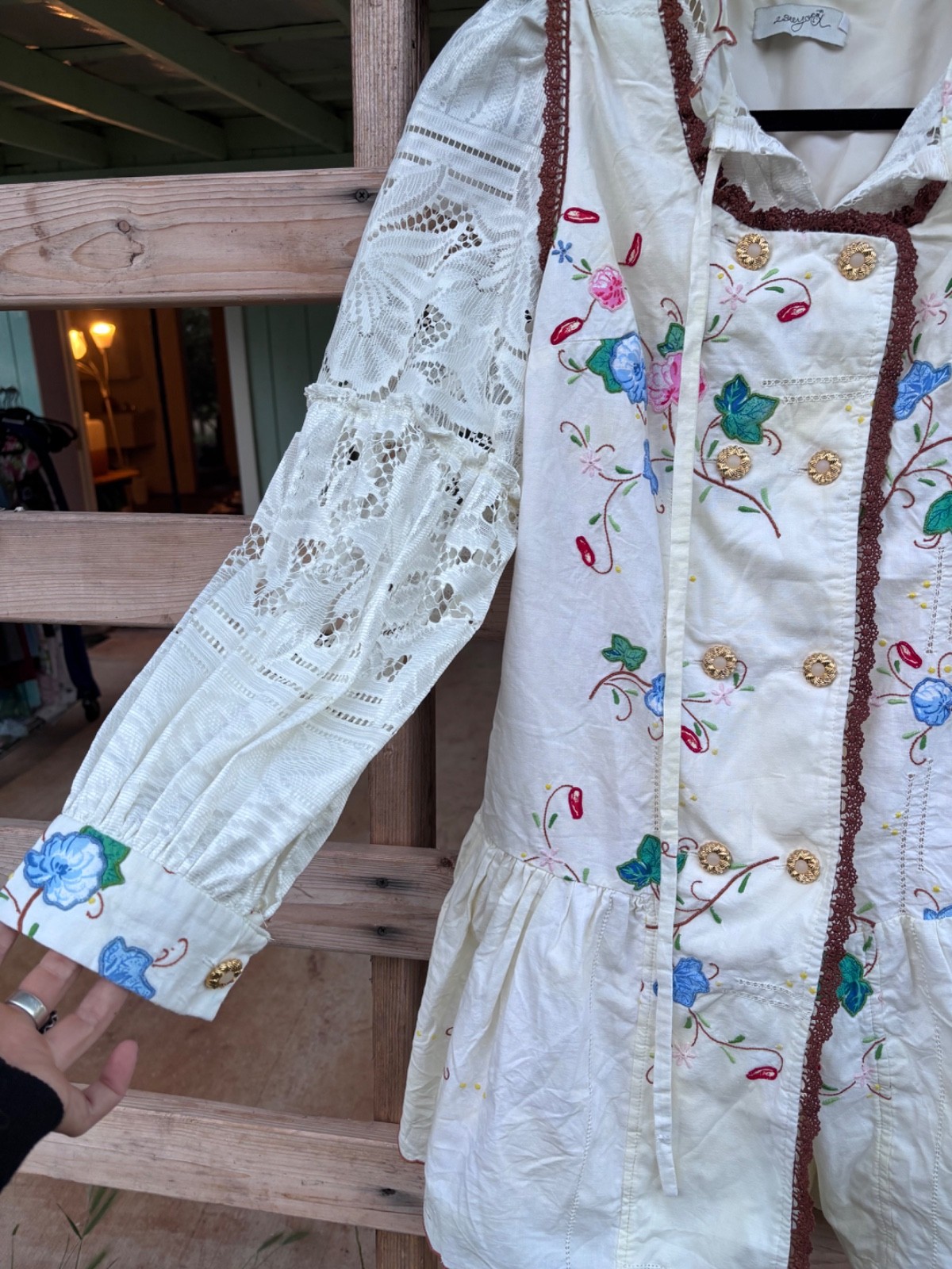 VTG cotton 2seeyou dress with colorful embroidered floral designs and faux gold