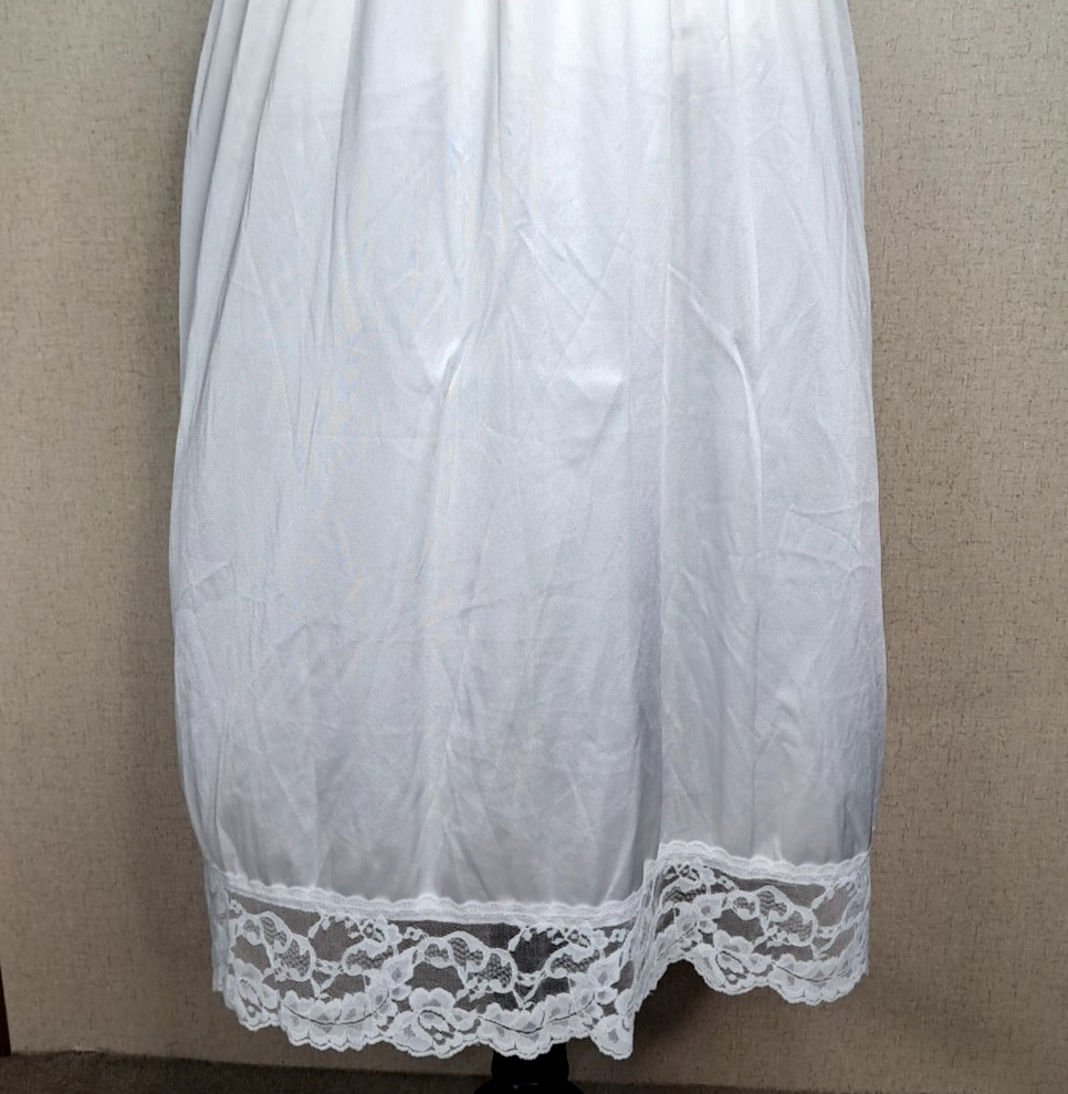 Vtg Vassarette Satin Lace Trim Half Slip Skirt White Womens 2XL Style# 11-805
