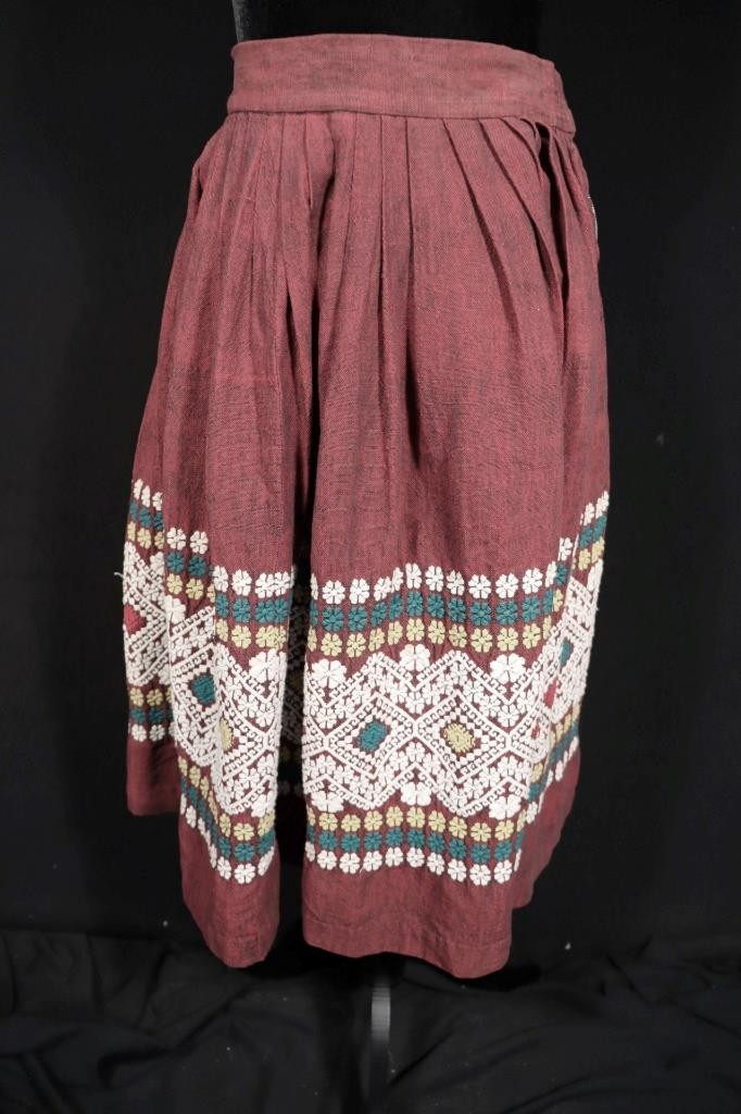 Vintage 1970’s Guatemalan Red Woven Design Cotton Skirt Size 28″ Waist