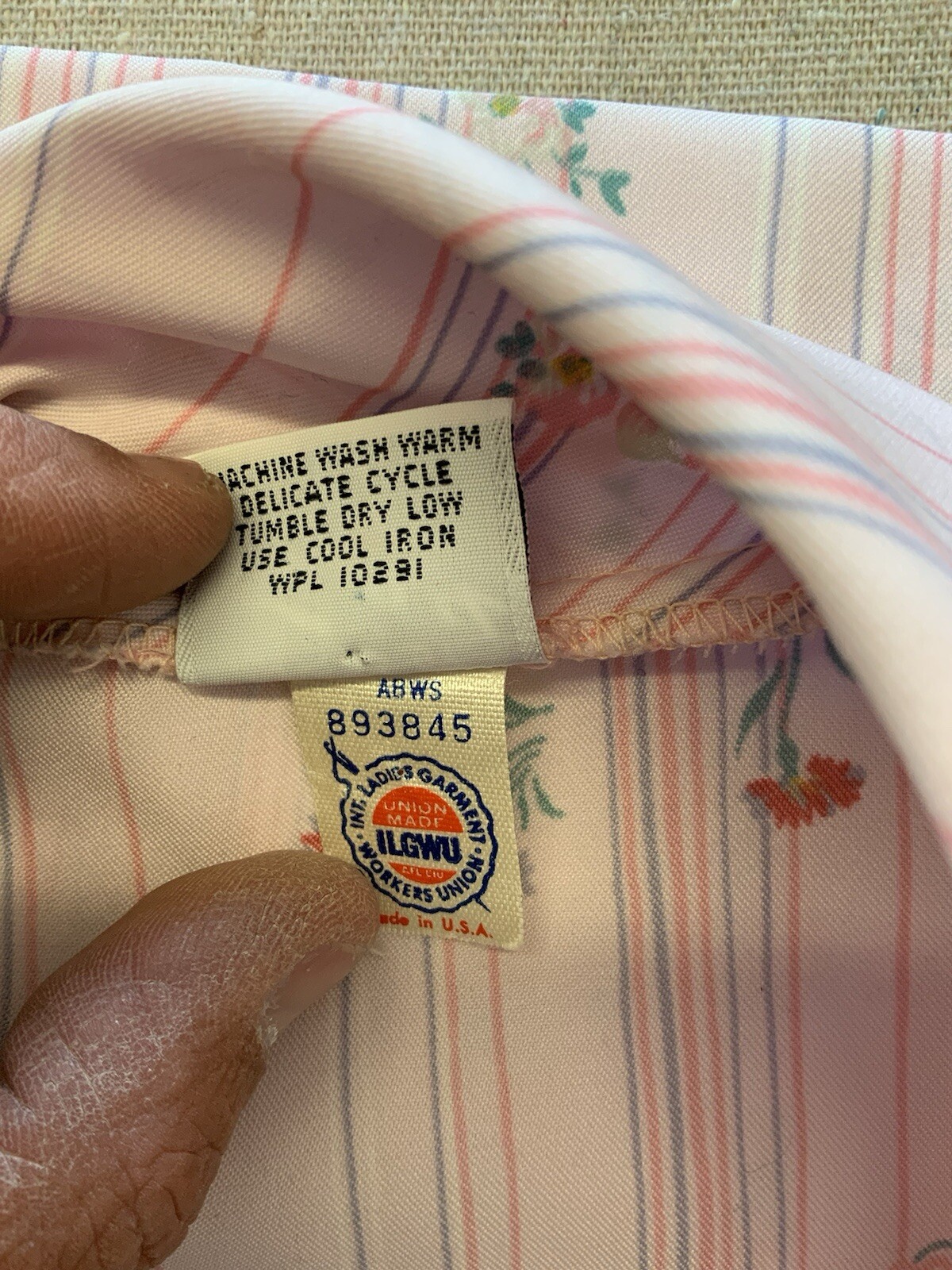 Vintage 70s Blouse Womens Med Secretary Shirt Academia Union Made TERRY CHICAGO