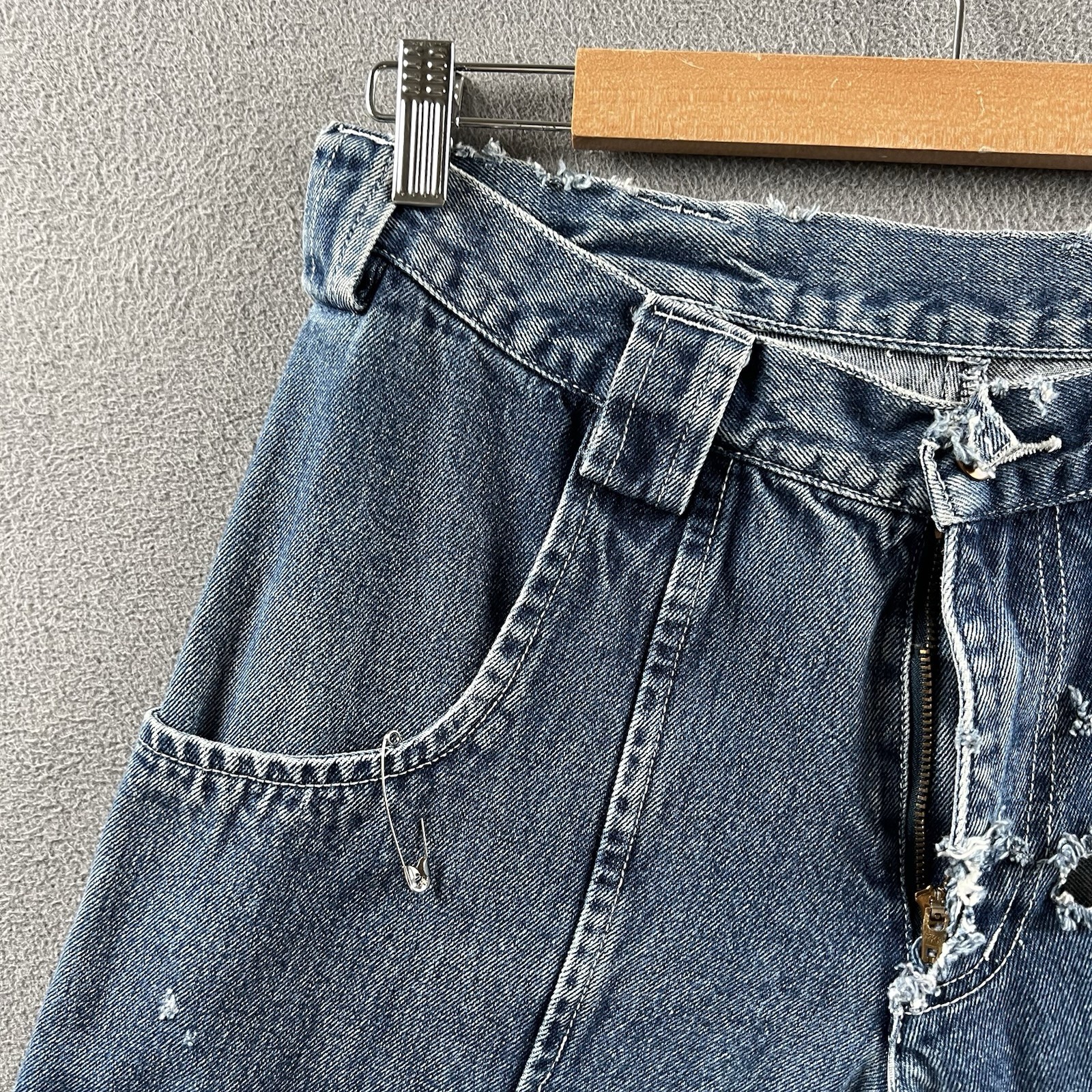 Vintage Auraze Jeans Women’s Size 5 Wide Leg Denim 90s Y2K Rave JNCO Beau Baker