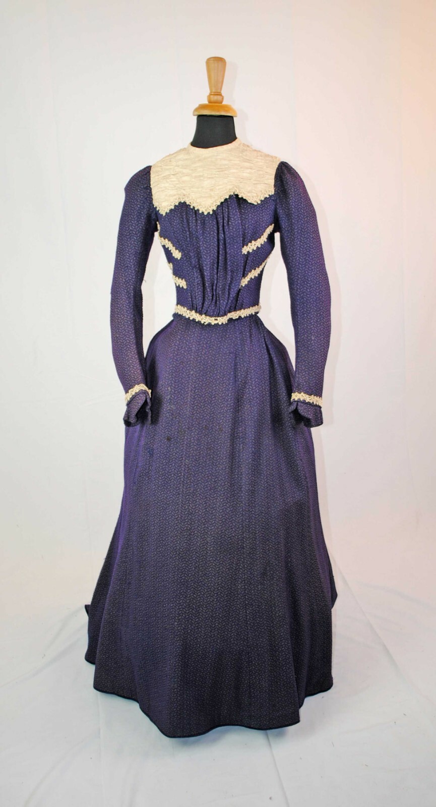 VICTORIAN 2 PIECE VISITING DRESS, 1900s