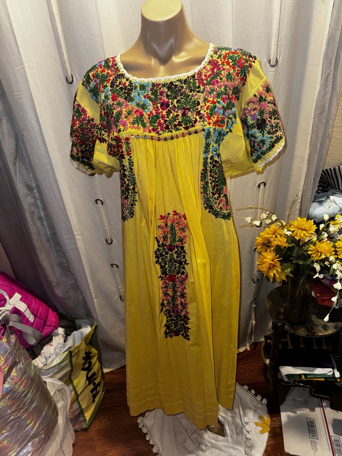 Vtg Oaxacan Mexican Yellow Cotton Embroidered Floral Maxi Dress Sz L/XL