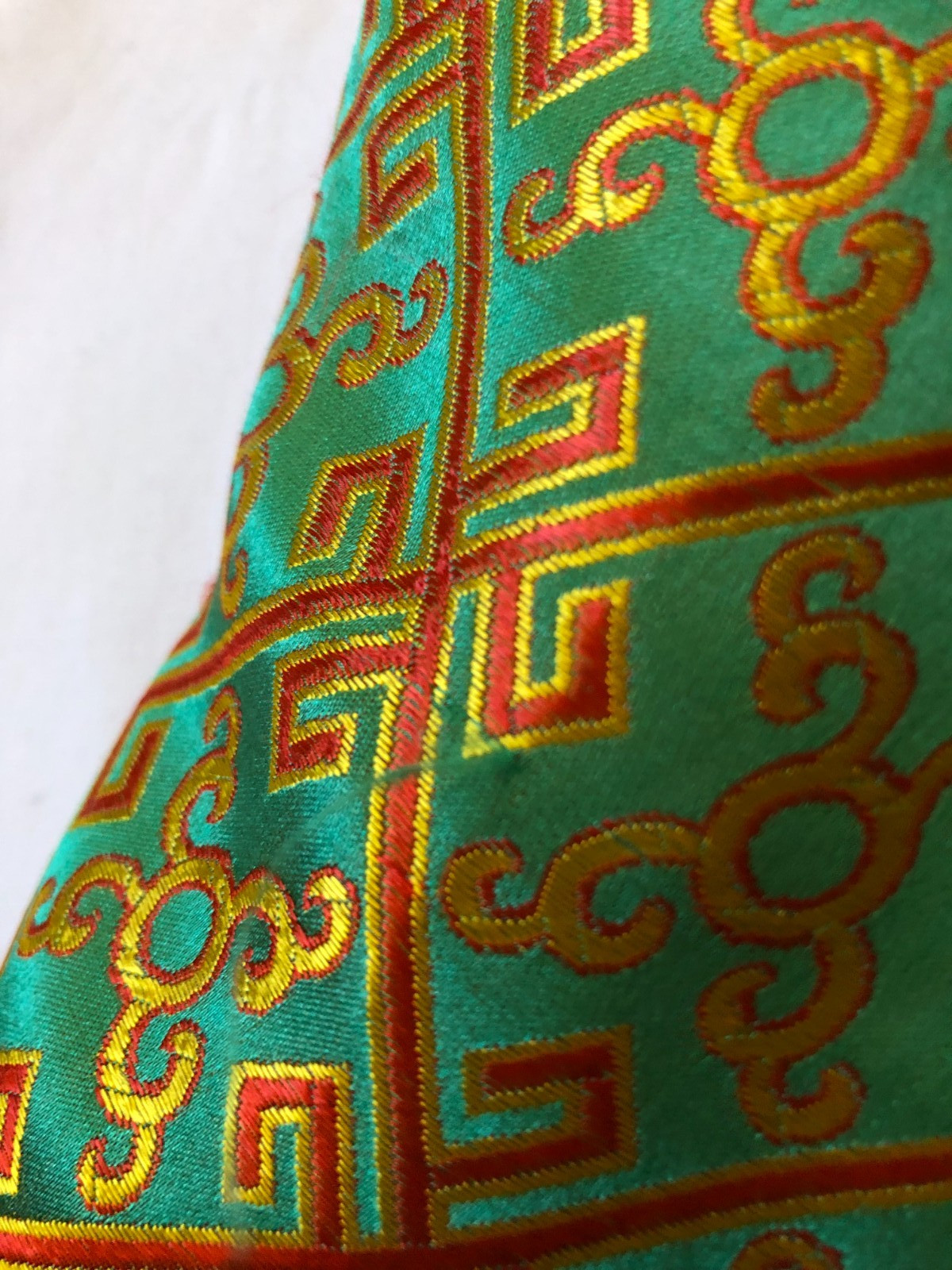 Vintage Silk Brocade Hong Kong Swing Lounge Jacket brilliant colors tag sz 38