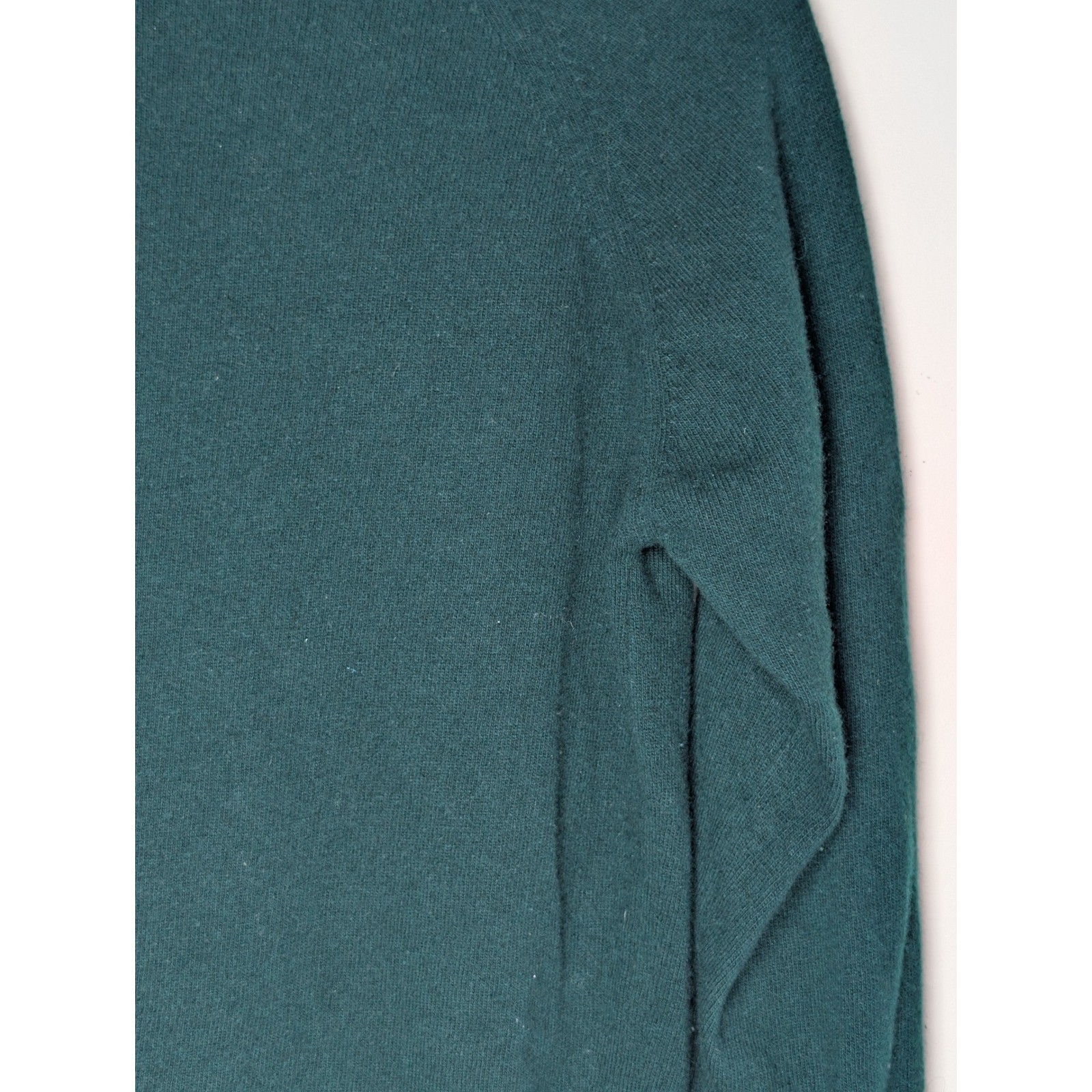 Vintage MacAuslan of Lanark Scotland 100% Cashmere Sweater Emerald Green 40