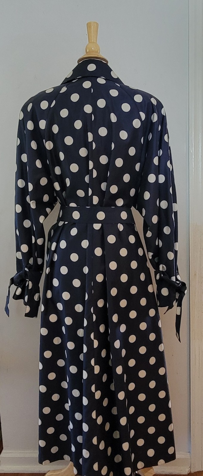 VINTAGE Count Romi Trench Coat Size 14 Navy/White Polka Dots Belted Buttons EUC