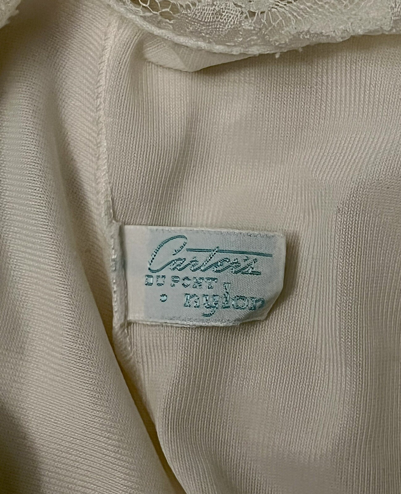 Vintage 1950s Carter’s Du Pont Nylon Ivory White Lace Trim Hem Full Slip 36