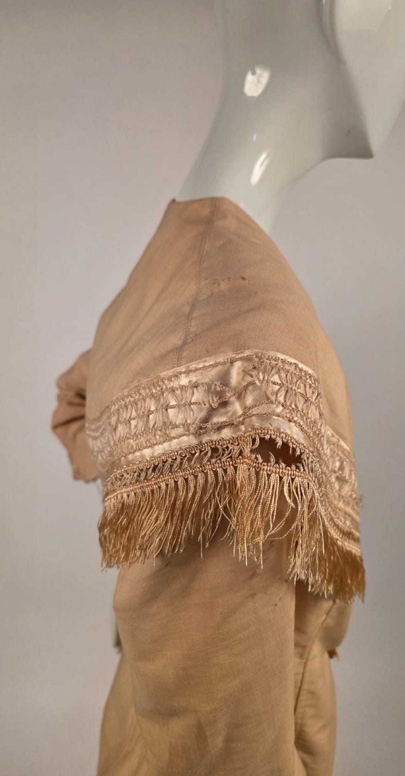 EDWARDIAN BLONDE BENGALINE JACKET W SILK FRINGE TRIM – AS ACQUIRED