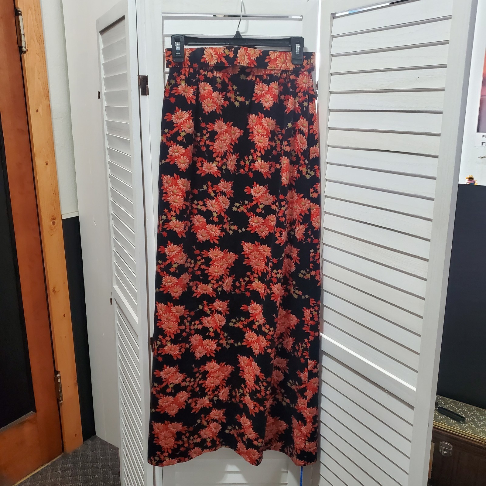 Vintage 1970s Velvet Maxi Skirt by Nelly de Grab w Belt Lined Size 10 *Rare* S