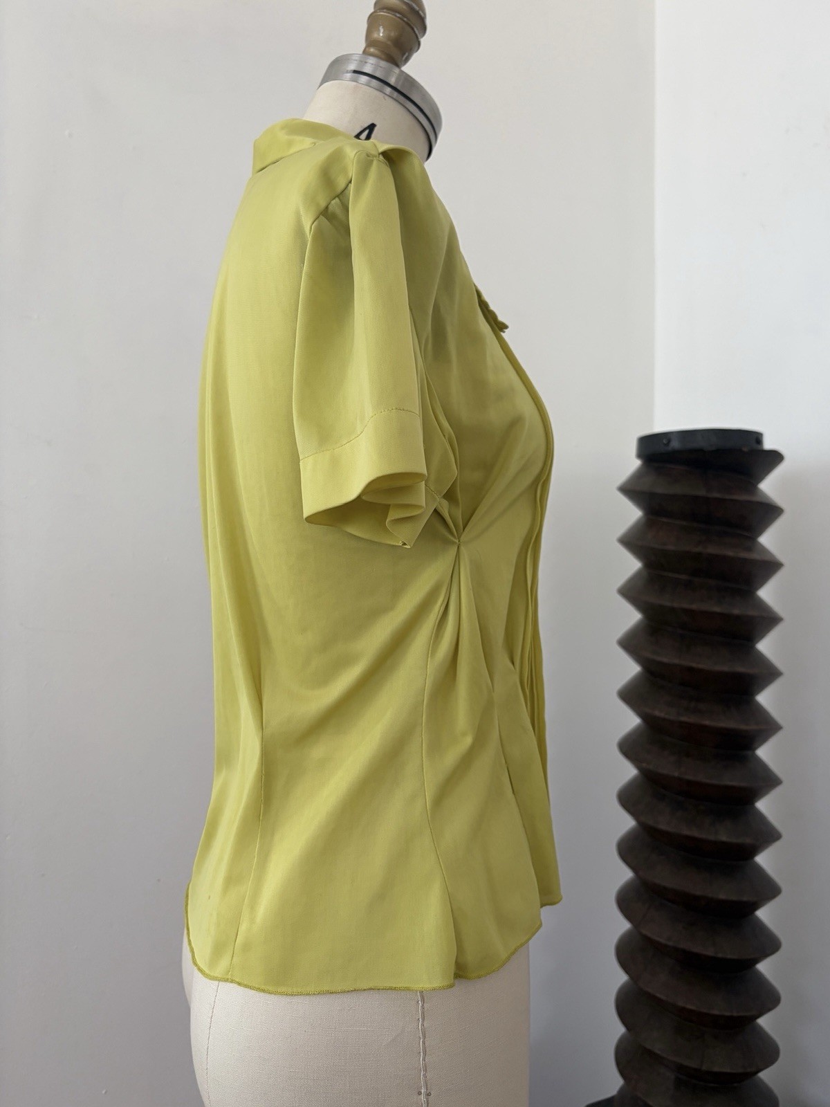 40s 50s Chartreuse Hand Embroidered Nylon Bow Tie Collar Shirt Tailored Pintucks