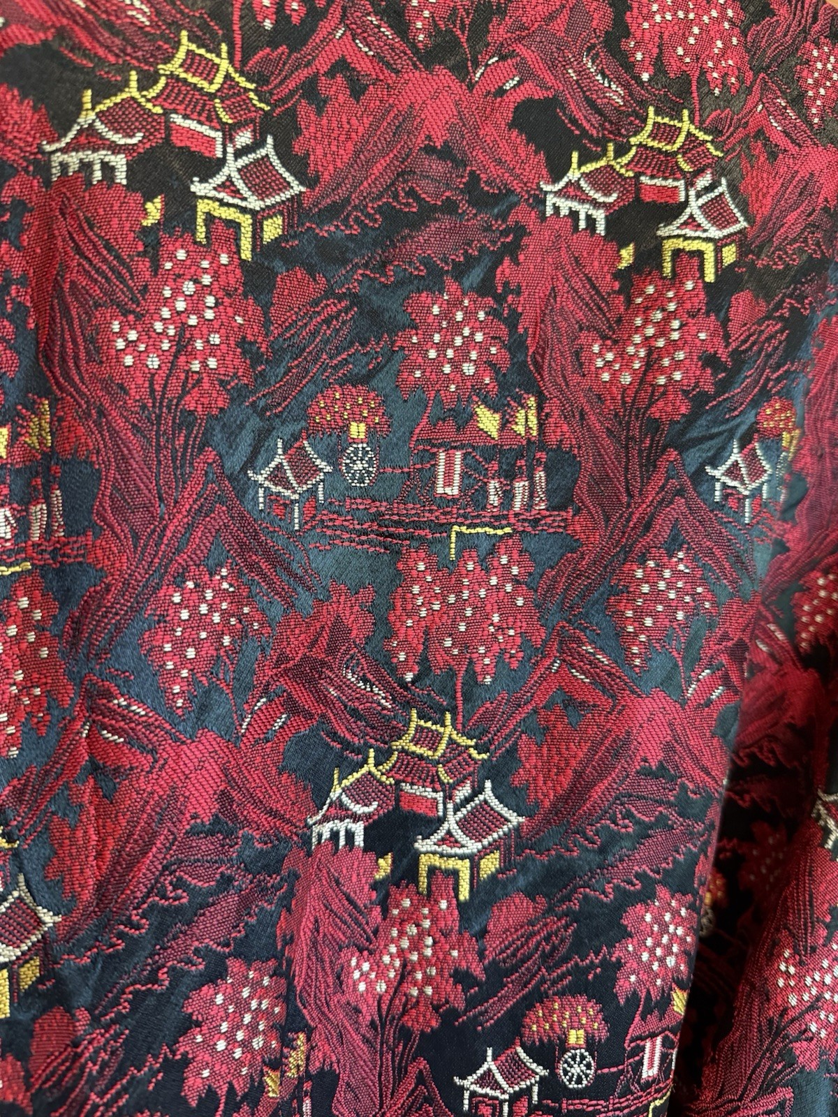 Vtg Kimono Robe Black/Red Multicolor Silk Tapestry Women’s Jacket robe One size