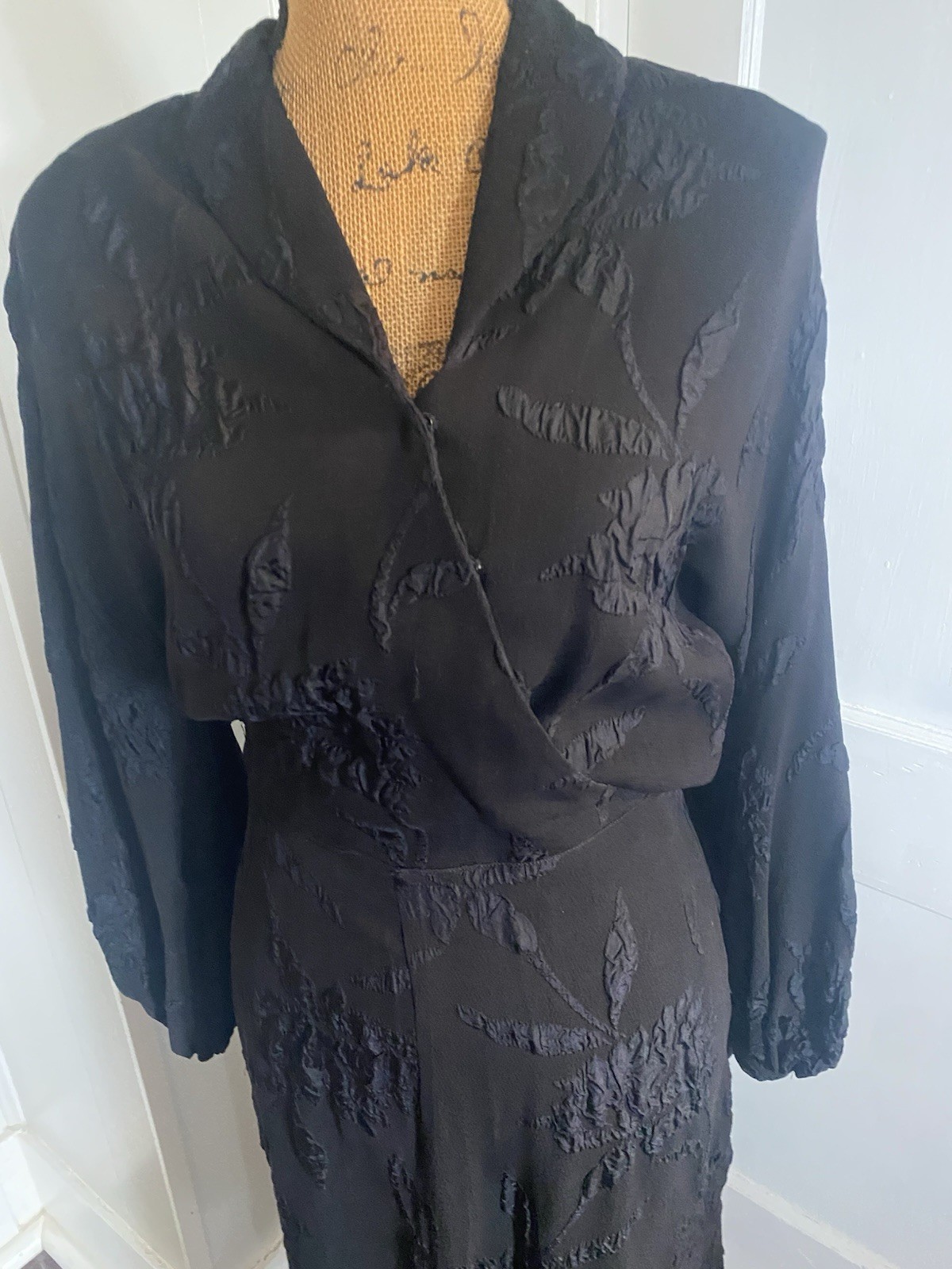 Vintage 1940’s Paul Sachs Original Fit & Flare Dress Black Lace 40” Chest